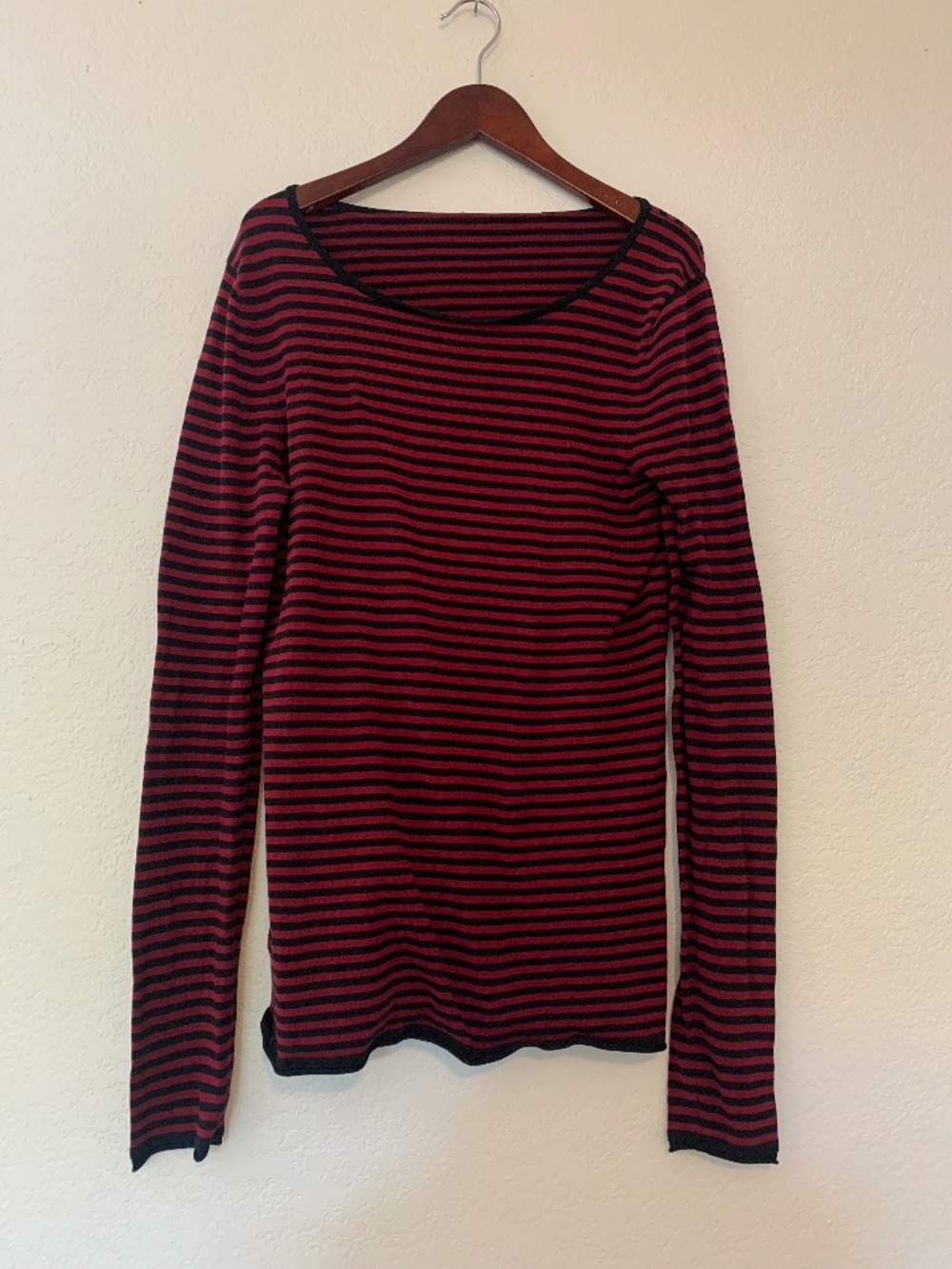 Minnie Rose Striped Knit Sweater in Black Burgundy | M
